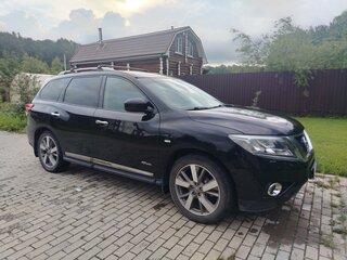 2015 Nissan Pathfinder IV, чёрный, 1410000 рублей, вид 2