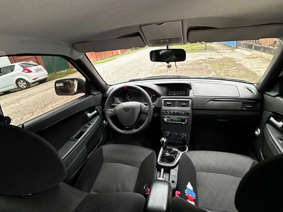 2014 Lada (ВАЗ) Priora I Рестайлинг, белый, 580000 рублей - вид 5