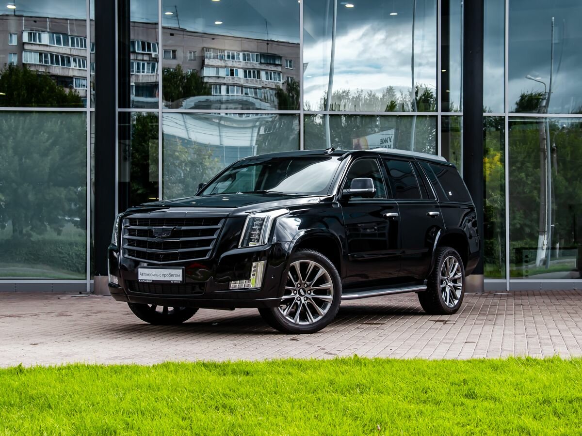 Открыть фотографии: Cadillac Escalade IV