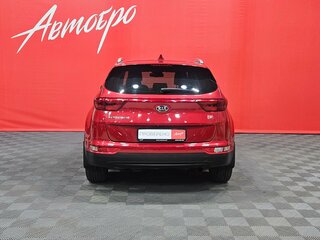 2018 Kia Sportage IV, красный, 2065000 рублей, вид 4