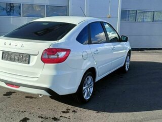 2026 Lada (ВАЗ) Granta I Рестайлинг, белый, 1248000 рублей, вид 2