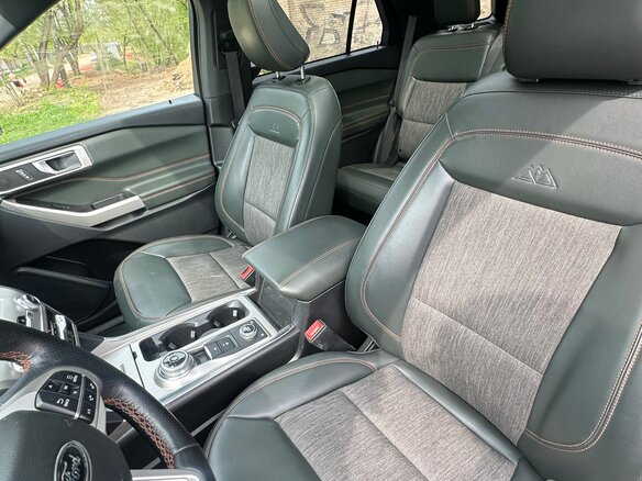 2021 Ford Explorer VI, белый, 3950000 рублей - вид 10