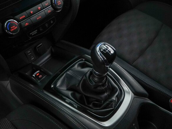 2017 Nissan Qashqai II, белый, 1879999 рублей - вид 12