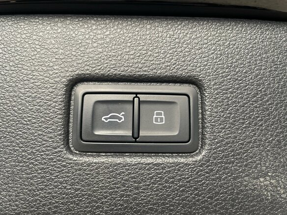 2016 Audi Q7 II (4M), чёрный, 4190000 рублей - вид 39