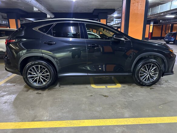 2021 Lexus NX 260 II, чёрный, 4300000 рублей - вид 6
