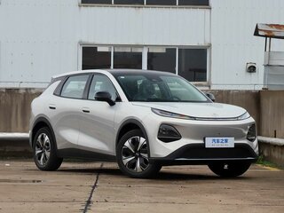 2026 Changan Qiyuan Q05 51.9 kWh II, бежевый, 2590000 рублей, вид 2