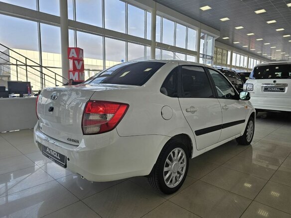 2013 Lada (ВАЗ) Granta I, белый, 399000 рублей - вид 7