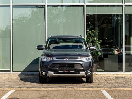 2014 Mitsubishi Outlander III Рестайлинг, серый, 1335000 рублей, вид 2