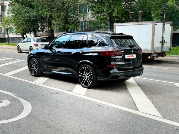 2020 BMW X5 40i IV (G05/G18), чёрный - вид 2