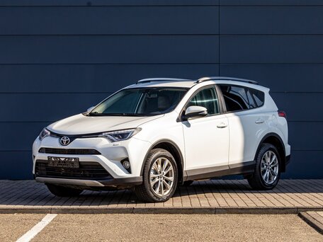 2019 Toyota RAV4 IV (XA40) Рестайлинг, белый, 2095000 рублей, вид 1