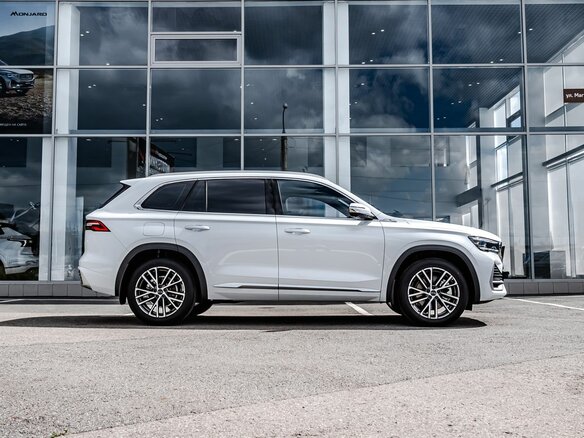 2026 Geely Monjaro I Рестайлинг, белый - вид 7