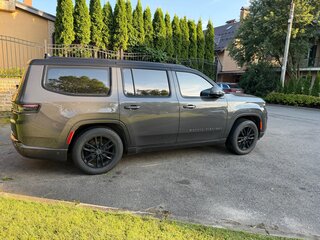 2022 Jeep Wagoneer Grand WS, серый, 11000000 рублей, вид 3