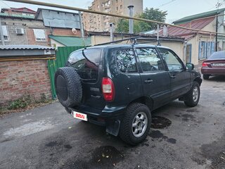 2004 Chevrolet Niva I, зелёный, 270000 рублей, вид 4