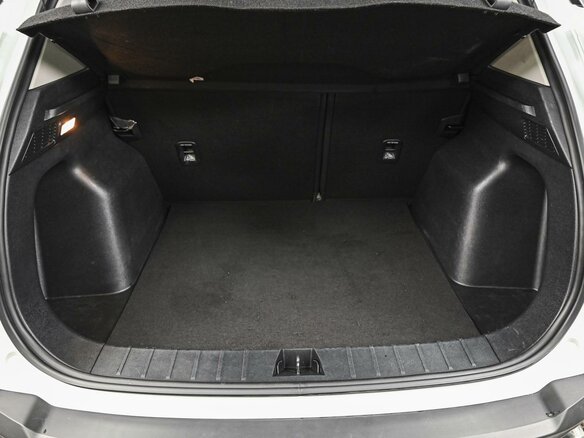 2023 Geely Coolray (Binyue Cool) I Рестайлинг, белый, 1898000 рублей - вид 21