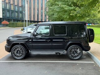 2026 Mercedes-Benz G-Класс AMG 63 AMG II (W465) Рестайлинг, чёрный, 32500000 рублей, вид 3