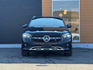 2022 Mercedes-Benz GLA 180 II (H247), чёрный, 2047000 рублей, вид 2