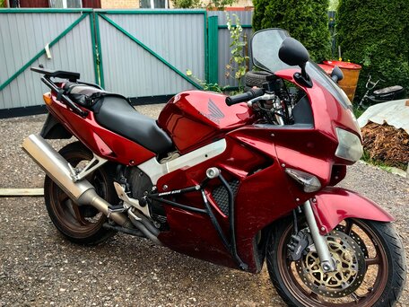 1998 Honda VFR 800, красный, 390000 рублей, вид 3