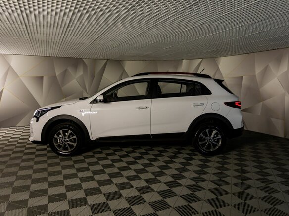 2025 Solaris KRX, бежевый, 3010000 рублей