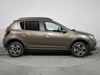 2019 Renault Sandero Stepway II Рестайлинг, коричневый, 1100000 рублей, вид 5
