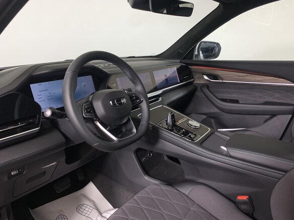 2026 Geely Monjaro I Рестайлинг, белый - вид 7