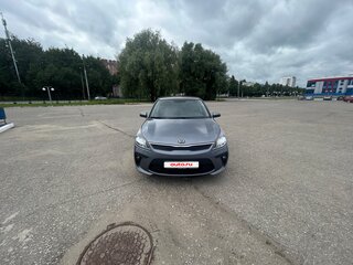 2018 Kia Rio IV, серый, 1350000 рублей, вид 1