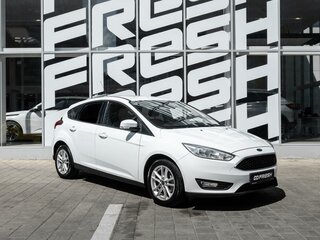 2016 Ford Focus III Рестайлинг, белый, 1044000 рублей, вид 1