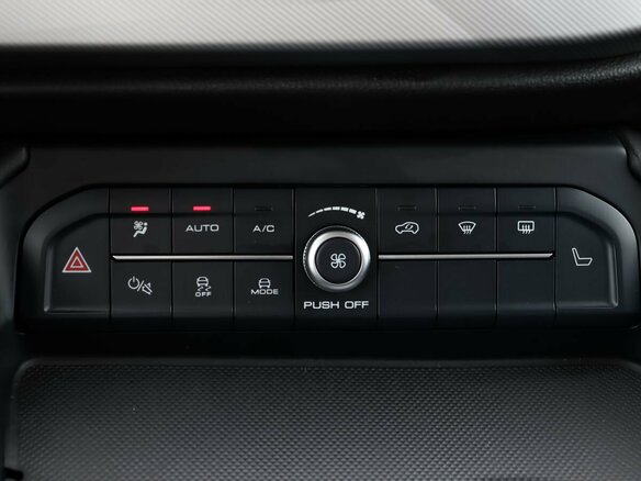2022 Haval F7x I Рестайлинг, красный, 2099000 рублей - вид 15