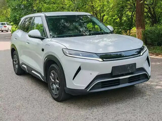 2025 BYD Yuan Up, белый, 1549099 рублей, вид 3