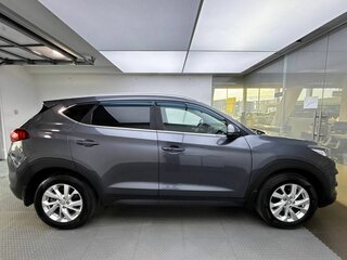 2019 Hyundai Tucson III Рестайлинг, серый, 2420000 рублей, вид 4