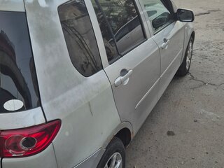 2004 Mazda 2 I (DY), серебристый, 200000 рублей, вид 3