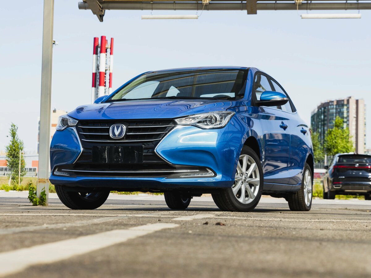 Открыть фотографии: Changan Alsvin