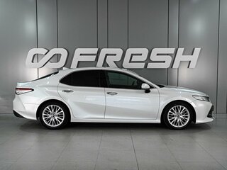 2018 Toyota Camry VIII (XV70), белый, 3079000 рублей, вид 5