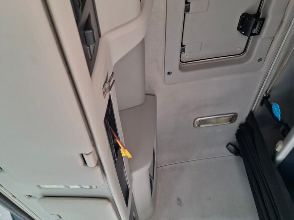 2012 Volvo FH, белый, 3600000 рублей - вид 12