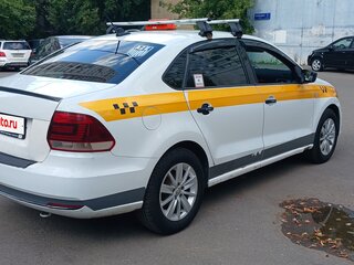 2020 Volkswagen Polo V Рестайлинг, жёлтый, 725000 рублей, вид 5