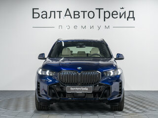 2026 BMW X5 30d IV (G05/G18) Рестайлинг, синий, 16190000 рублей, вид 4