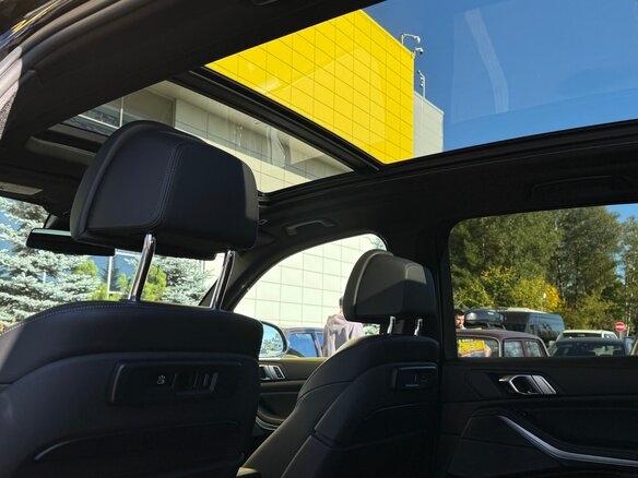 2019 BMW X5 50i IV (G05/G18), чёрный, 5390000 рублей - вид 19