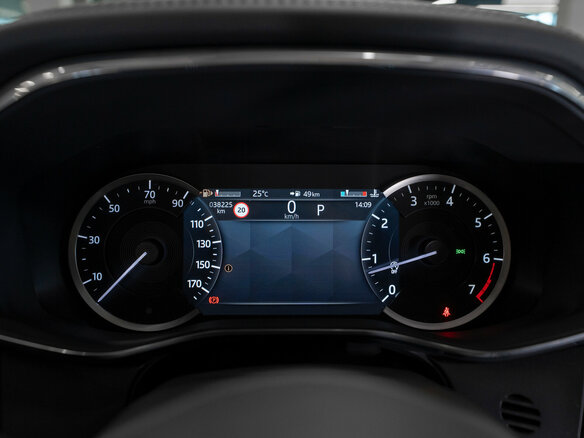 2021 Jaguar XF, белый - вид 11