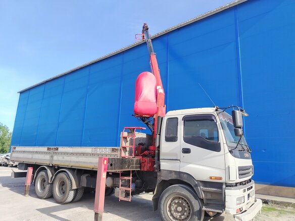 2011 Isuzu Giga (C-series), белый - вид 3