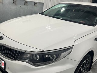 2019 Kia Optima IV Рестайлинг, белый, 1427777 рублей, вид 1