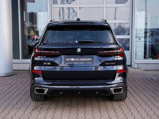 2025 BMW X5 Long 40Li IV (G05/G18) Рестайлинг, чёрный, 13899900 рублей, вид 4