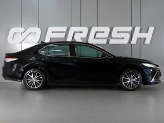 2021 Toyota Camry VIII (XV70) Рестайлинг, чёрный, 3529000 рублей, вид 5