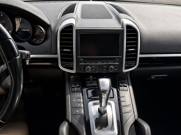 2011 Porsche Cayenne Diesel II (958), белый, 2599000 рублей - вид 3
