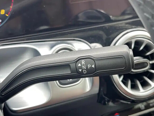 2020 Mercedes-Benz GLB 200 I (X247), чёрный, 2350606 рублей - вид 17