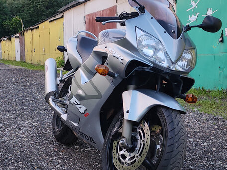 2005 Honda CBR 600F, серый, 550000 рублей, вид 1