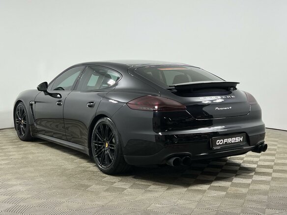 2016 Porsche Panamera 4 I Рестайлинг, чёрный, 3849900 рублей - вид 1