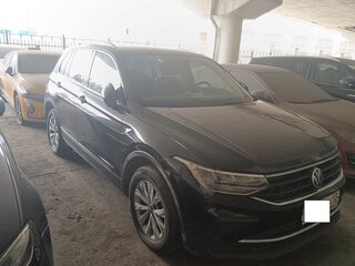 2021 Volkswagen Tiguan II Рестайлинг, чёрный, 1979182 рублей, вид 2