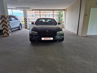 2019 BMW 5 серии 530d xDrive VII (G30/G31/G38), чёрный, 5400000 рублей, вид 3