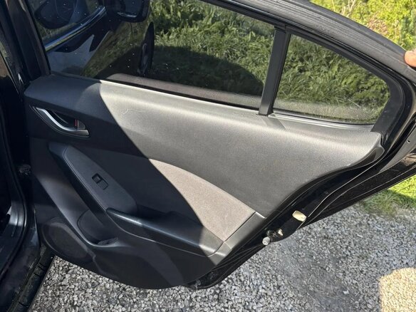 2014 Mazda 3 III (BM), чёрный, 1250000 рублей - вид 14