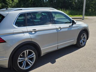 2019 Volkswagen Tiguan II, серый, 3550000 рублей, вид 2