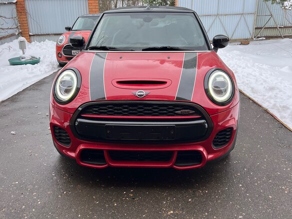 2020 Mini Cabrio JCW John Cooper Works III Рестайлинг, красный, 4000000 рублей